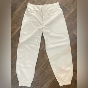 Forever 21 Cream Jogger Pant